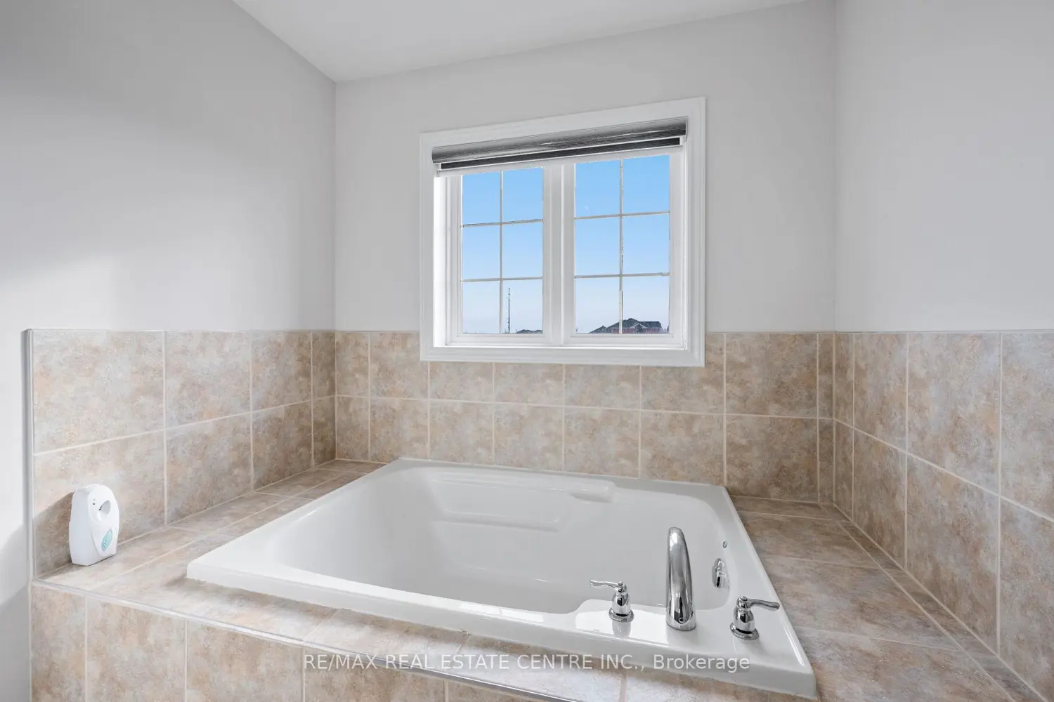 Additional image 13 of 44 Hammerhead Road