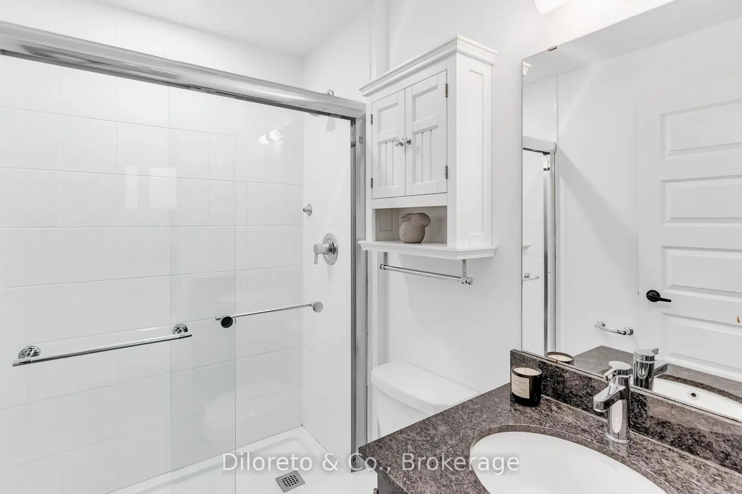 Additional image 7 of 26 Lowes Road 207