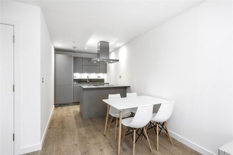 Stratosphere Tower, Great Eastern Road, London E15