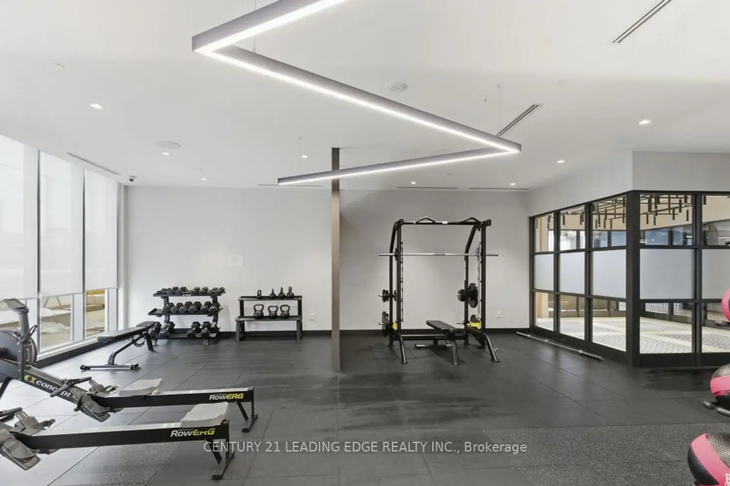 Additional image 11 of 2545 Simcoe Street 403