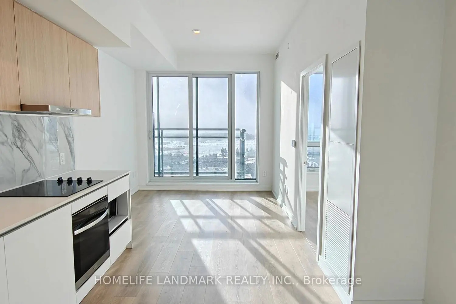 1100 Sheppard Avenue Lph20