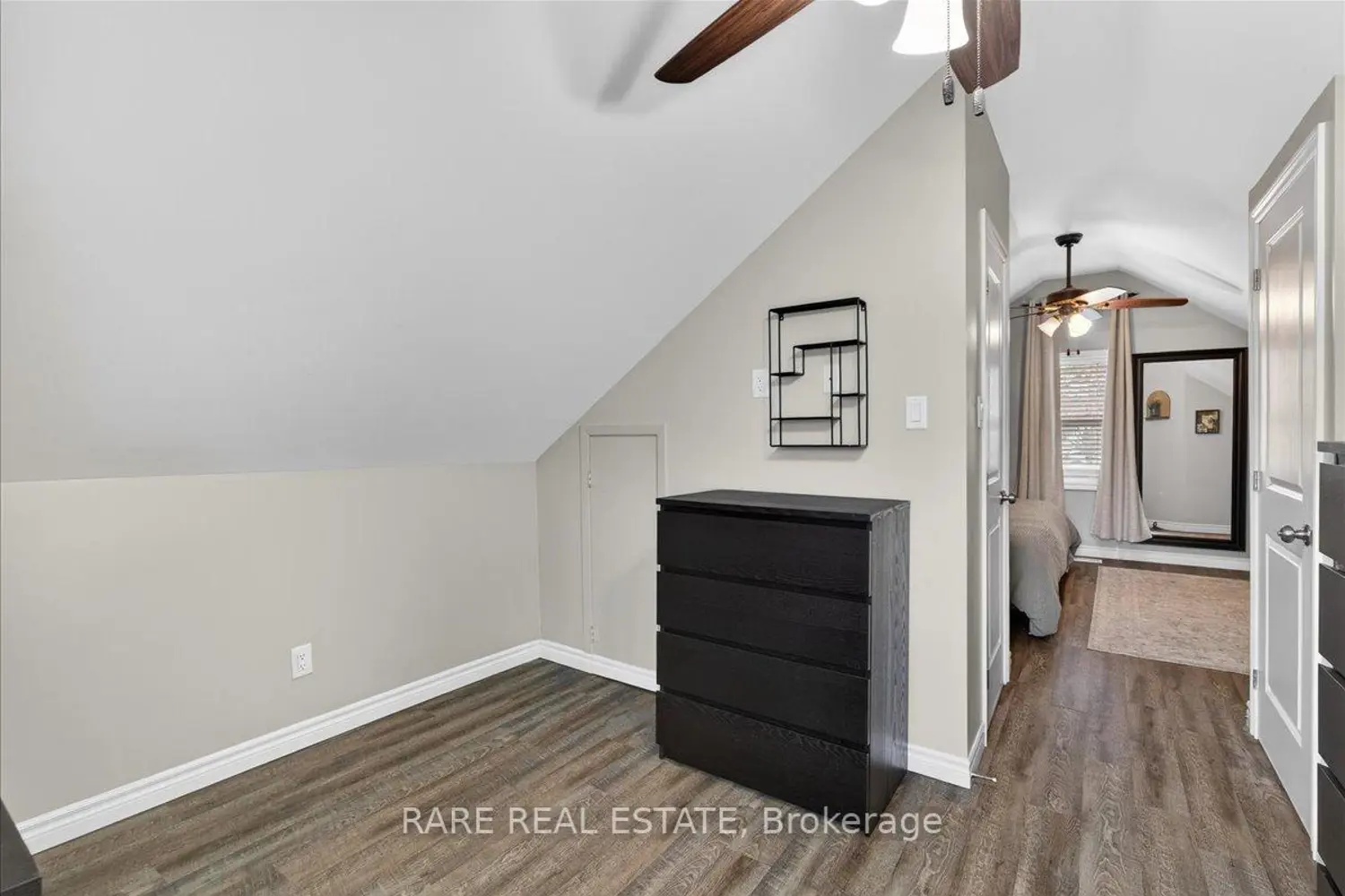 Additional image 19 of 119 Essa Road