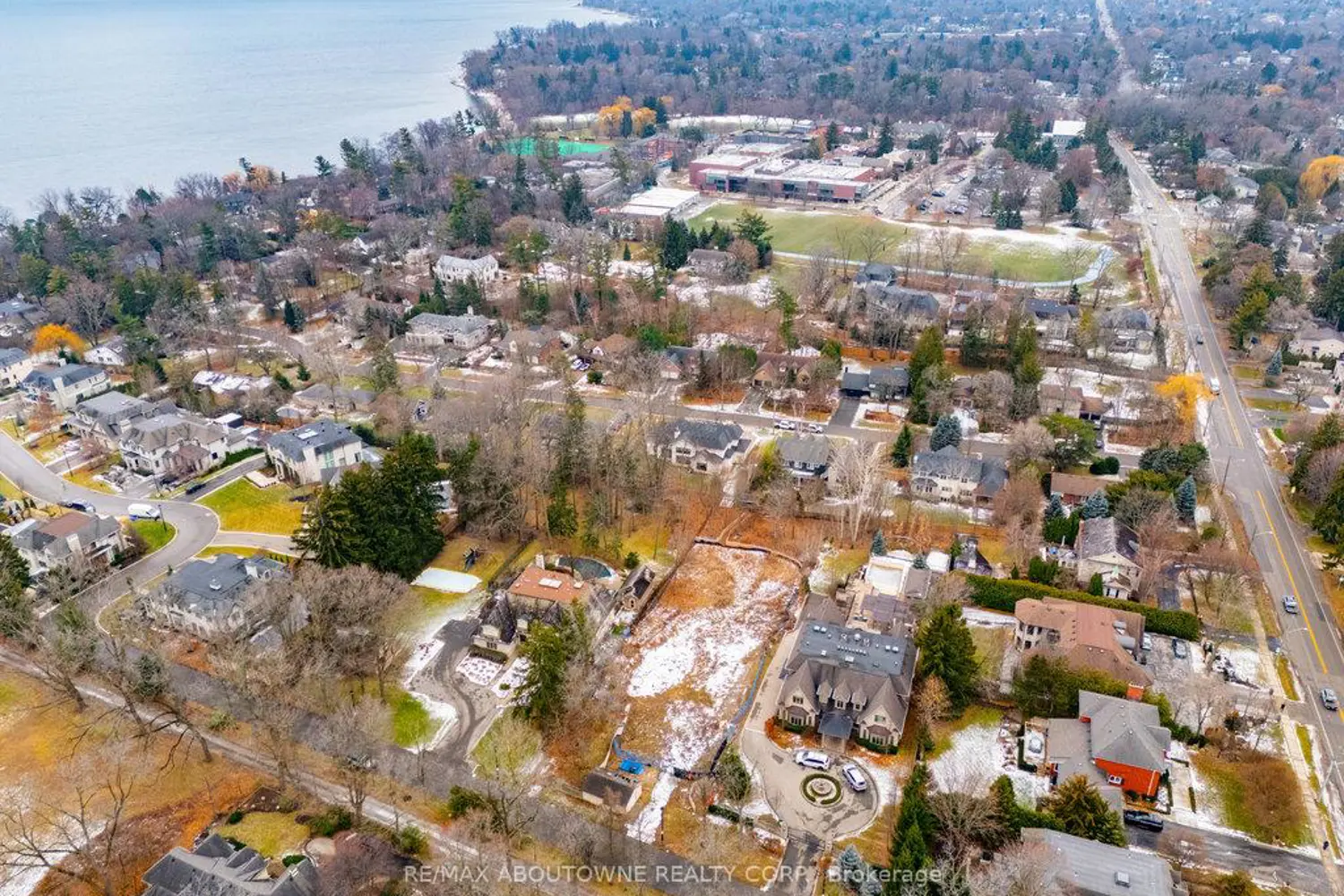 Additional image 12 of 408 Lakeshore Road