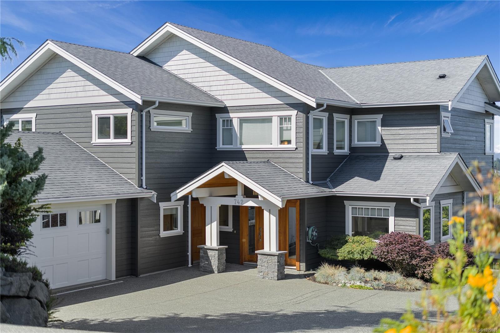 742 Nelson Road, Campbell River, BC, V9H 0A1