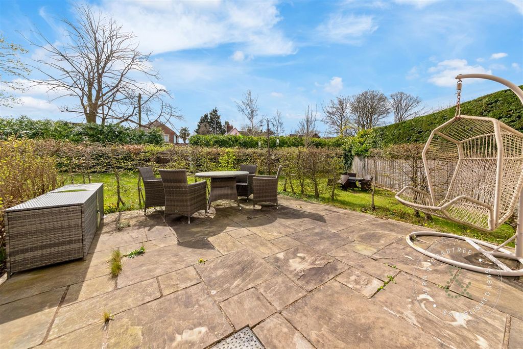 Additional image 13 of 2 bed flat for saleThe Retreat, The Chantry, Llandaff, Cardiff CF5