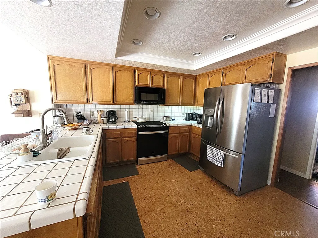 Additional image 41 of 23677 Cahuilla Rd, Apple Valley, CA 92307