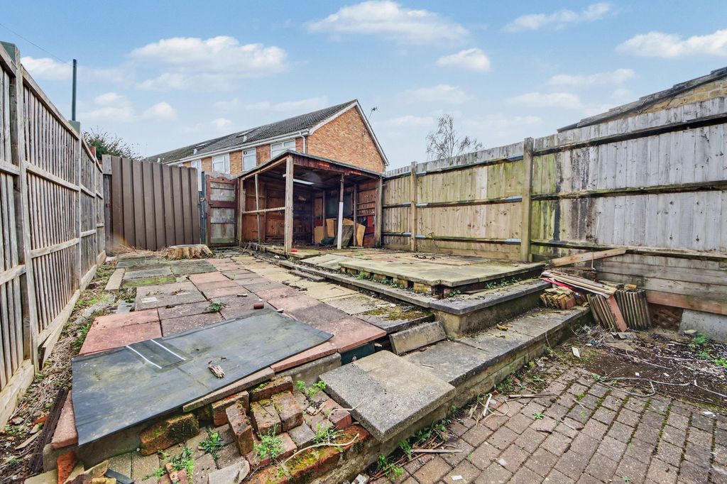 Additional image 13 of 3 bed terraced house for saleManor Farm Road, Bitterne Park SO18
