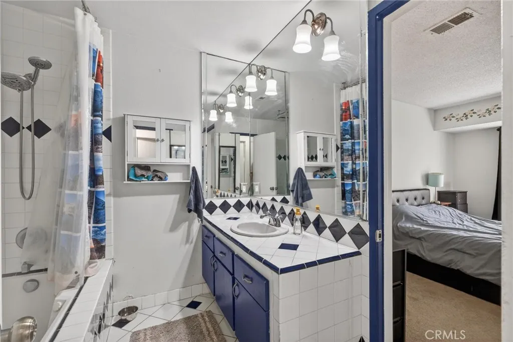 Additional image 55 of 722 W 223rd St Unit 2, Torrance, CA 90502