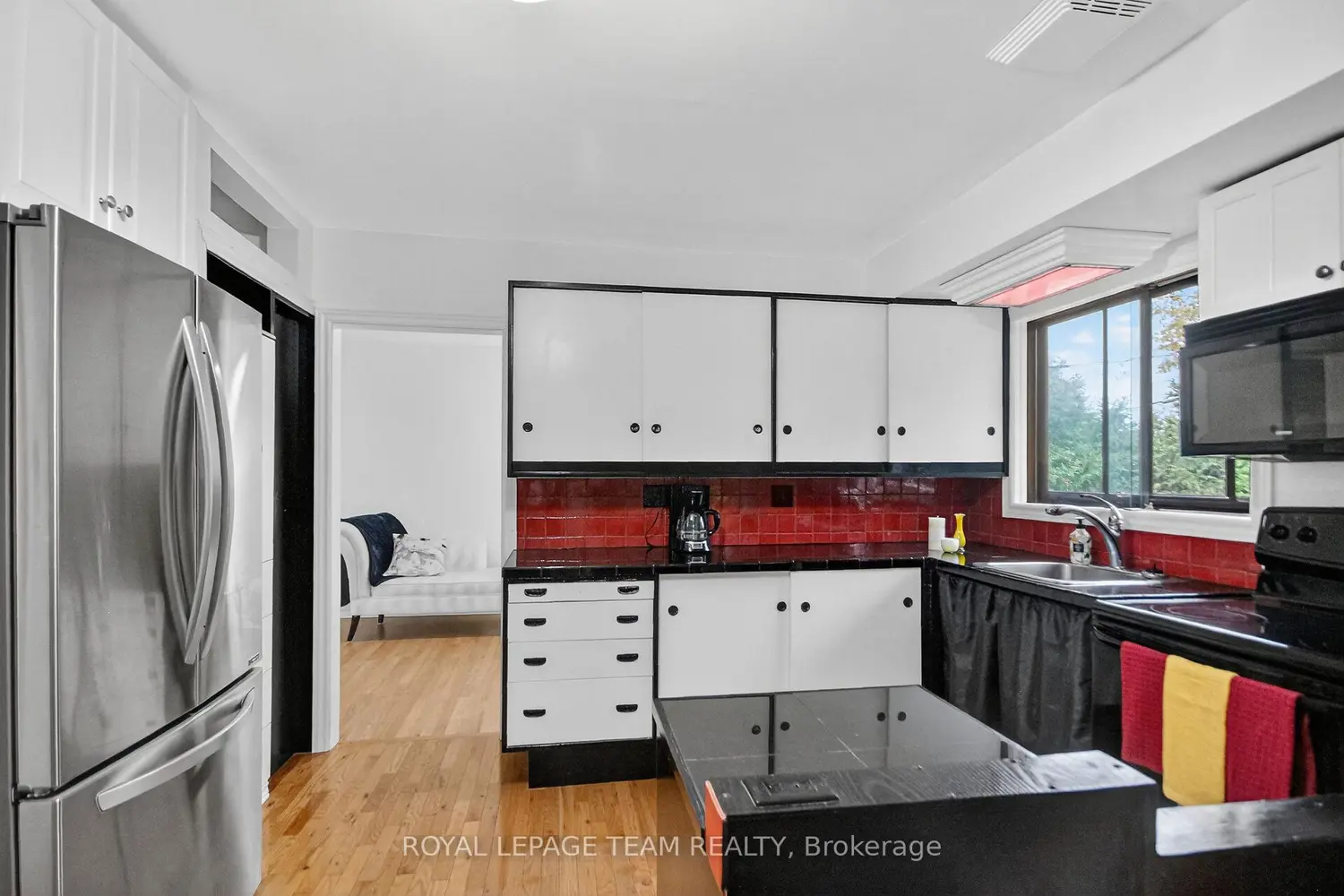Additional image 7 of 46 Quinpool Crescent