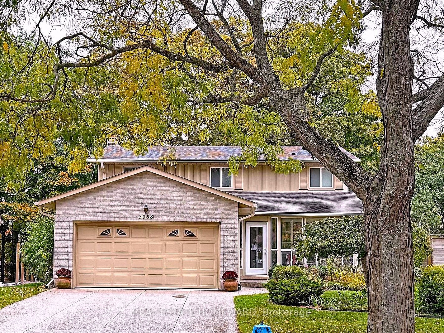 Additional image 2 of 3058 Viewmount Road, Oakville, ON, L6L 5M7