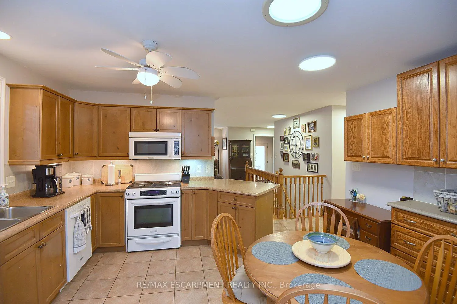 Additional image 4 of 34 Davis Street