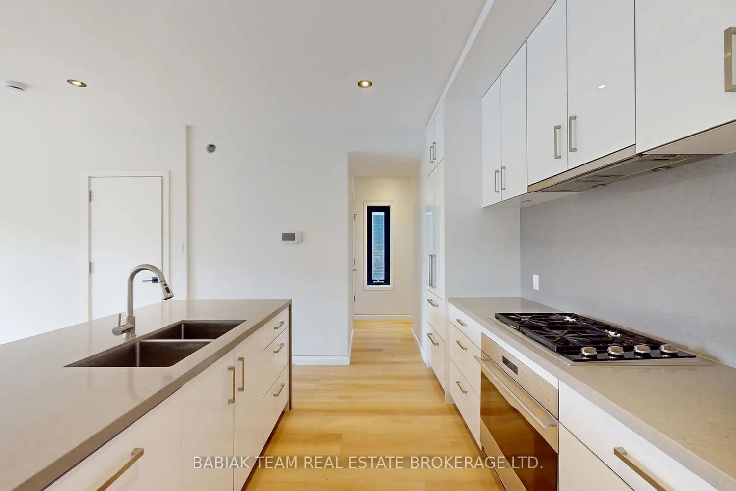 Additional image 9 of 3212 Dundas Street
