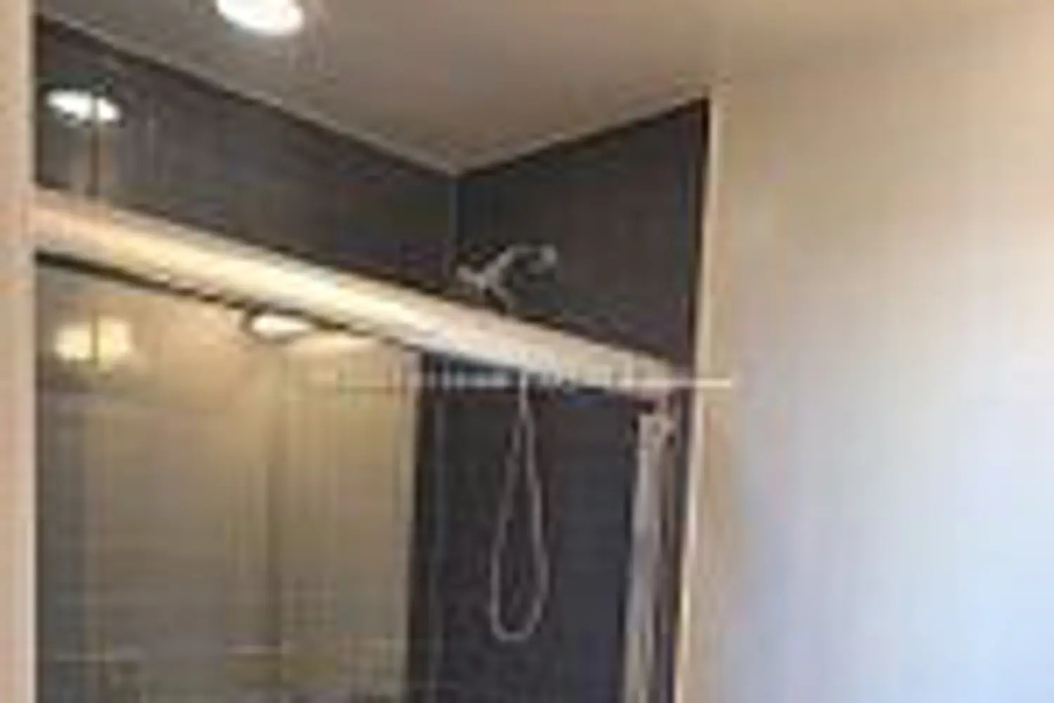 9471 Yonge Street photo 4