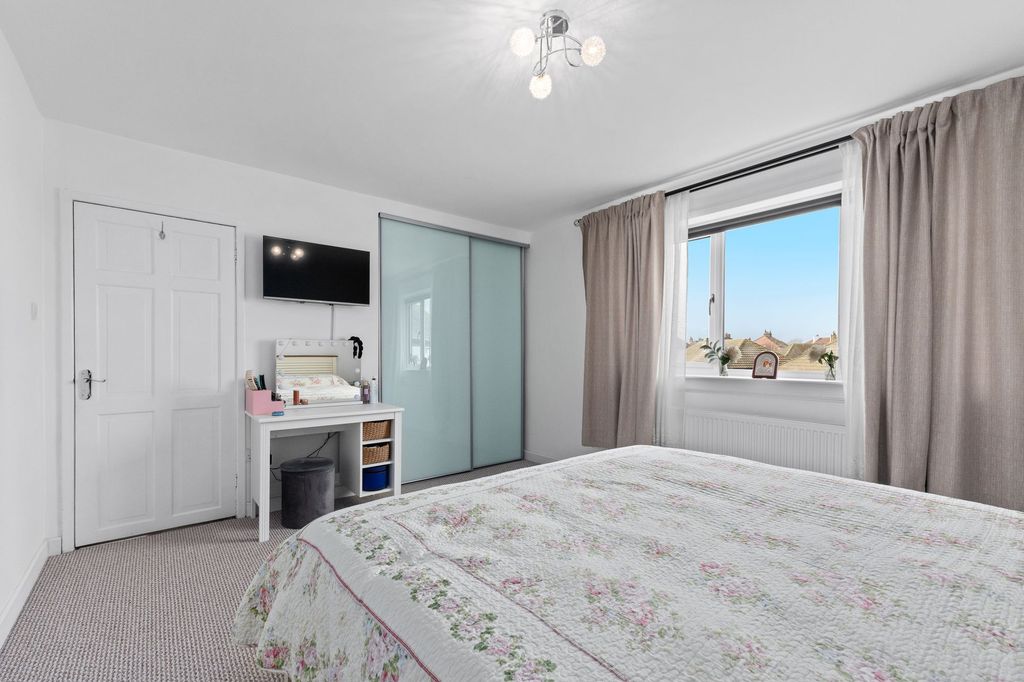 Additional image 9 of 2 bed flat for saleBell's Mill Terrace, Winchburgh EH52