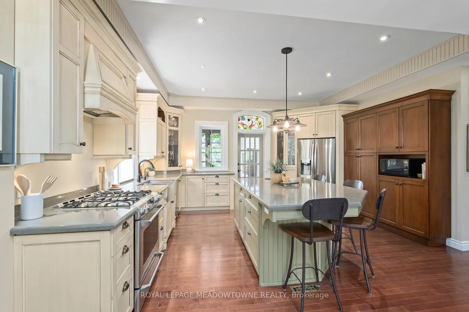 Additional image 4 of 10319 15 Side Road