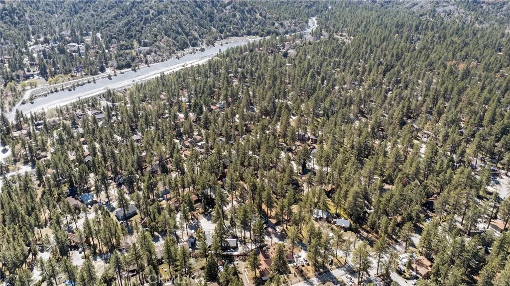 Additional image 86 of 5806 Victorville St, Wrightwood, CA 92397