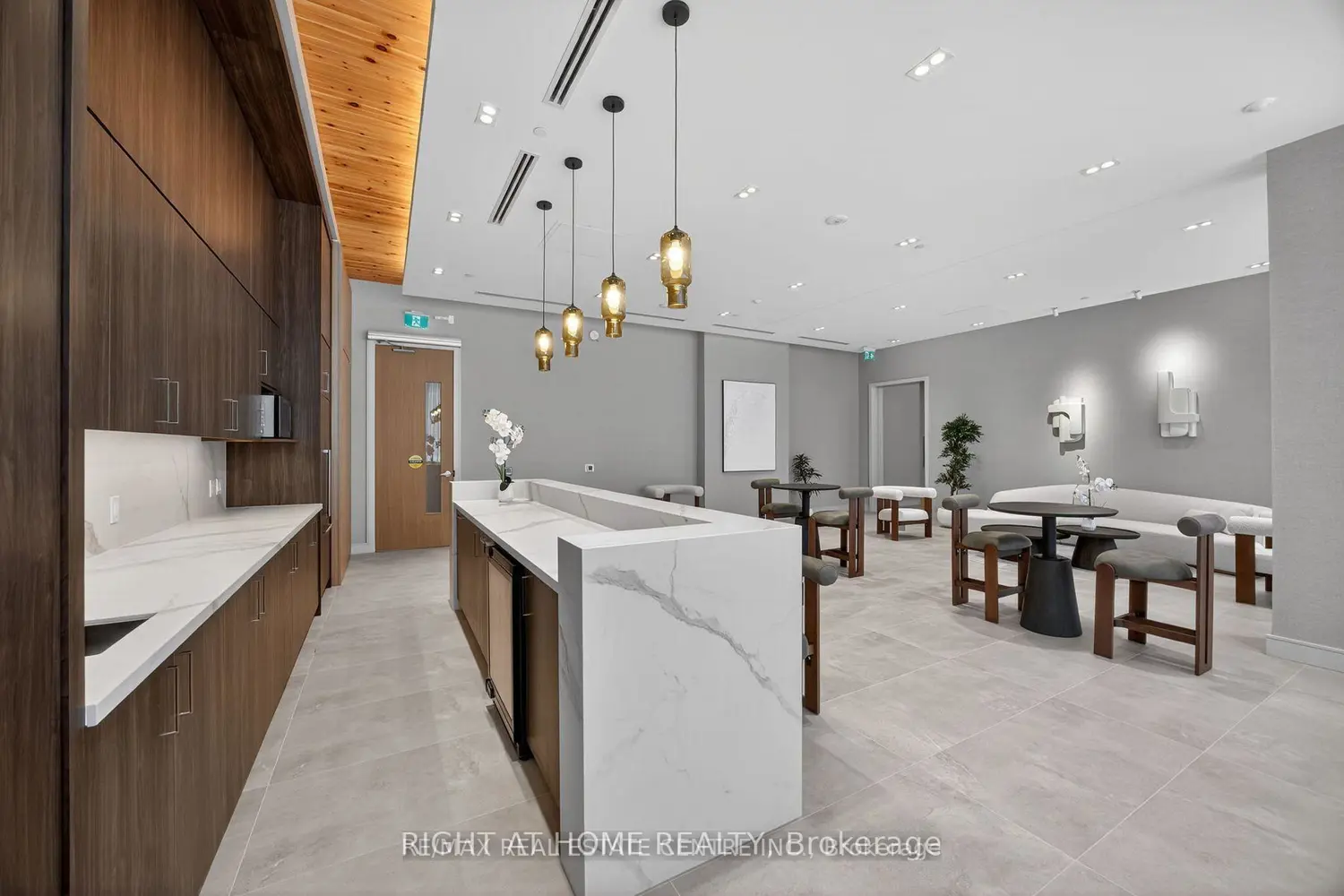 Additional image 12 of 333 Sunseeker Avenue 242