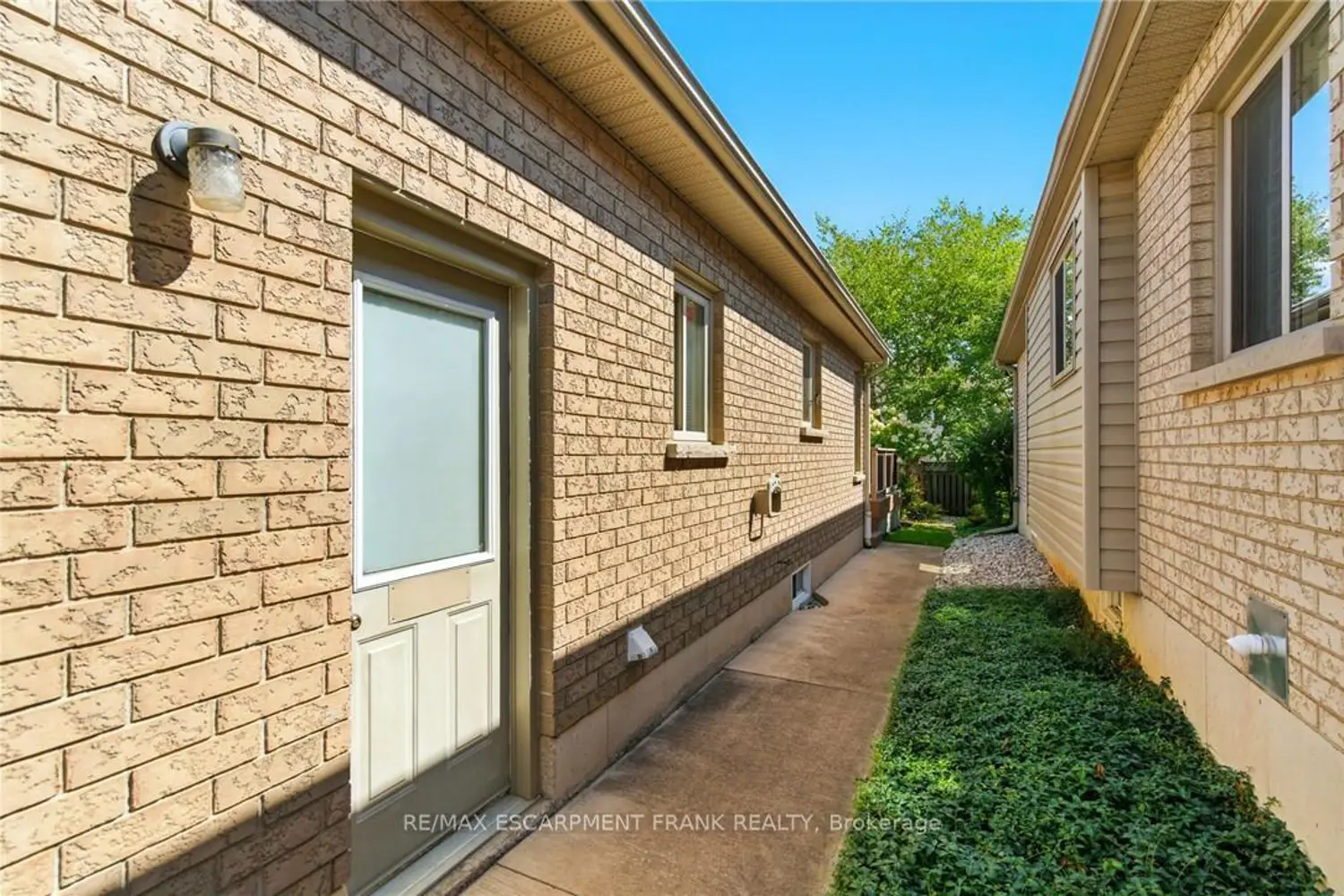 Additional image 16 of 345 Southcote Road