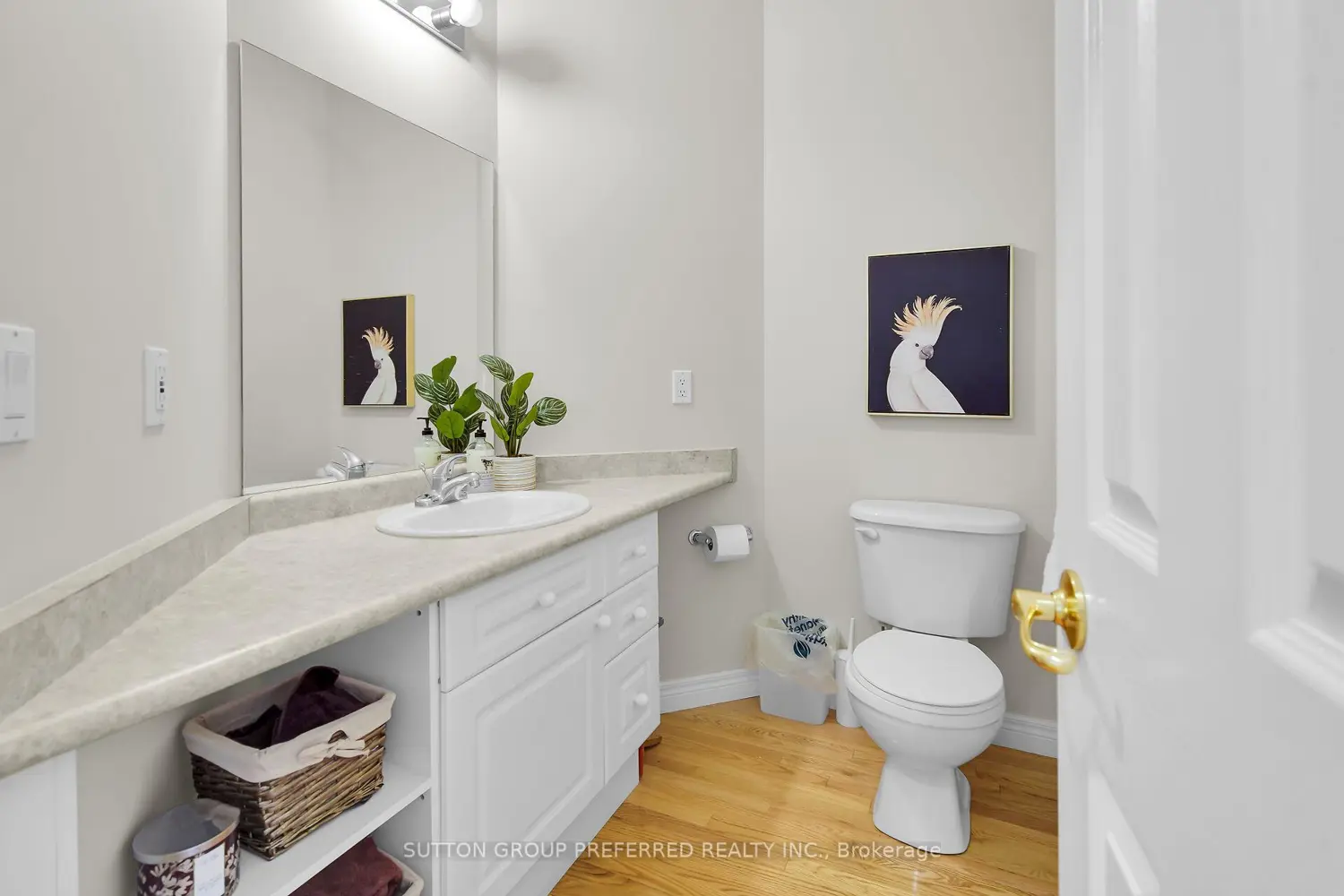 Additional image 15 of 800 Commissioners Road 12