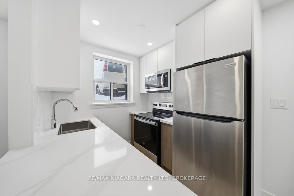 Additional image 5 of Unit A-993 O'connor Drive, Toronto, ON, M4B 2T1