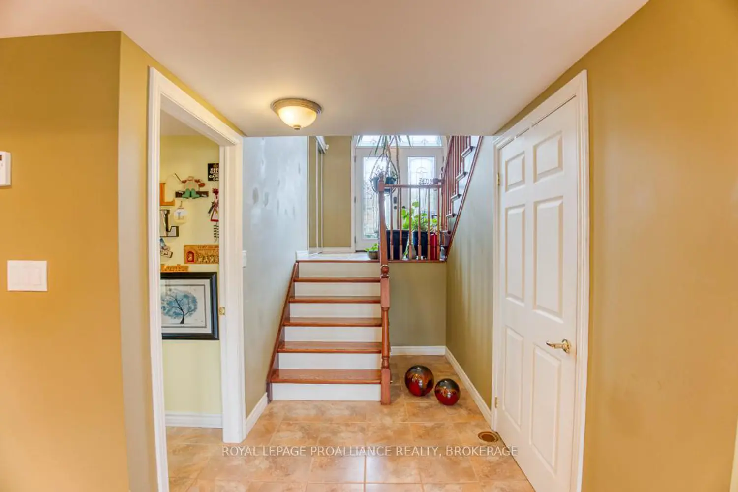 Additional image 10 of 2318 15 Highway