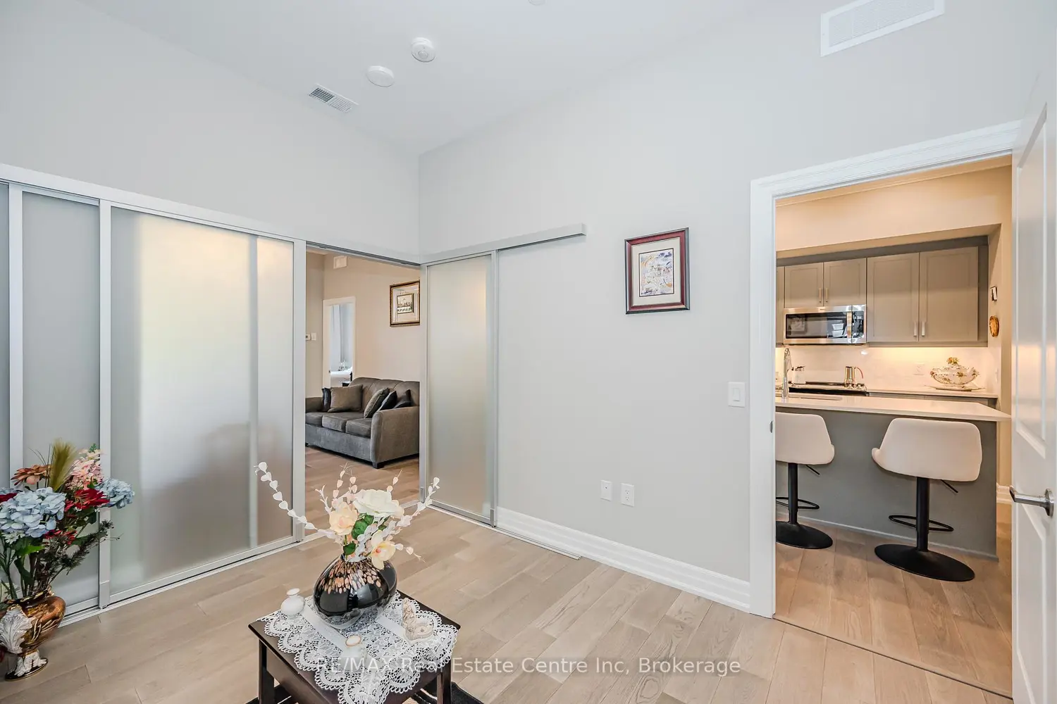 Additional image 9 of 1880 Gordon Street 104