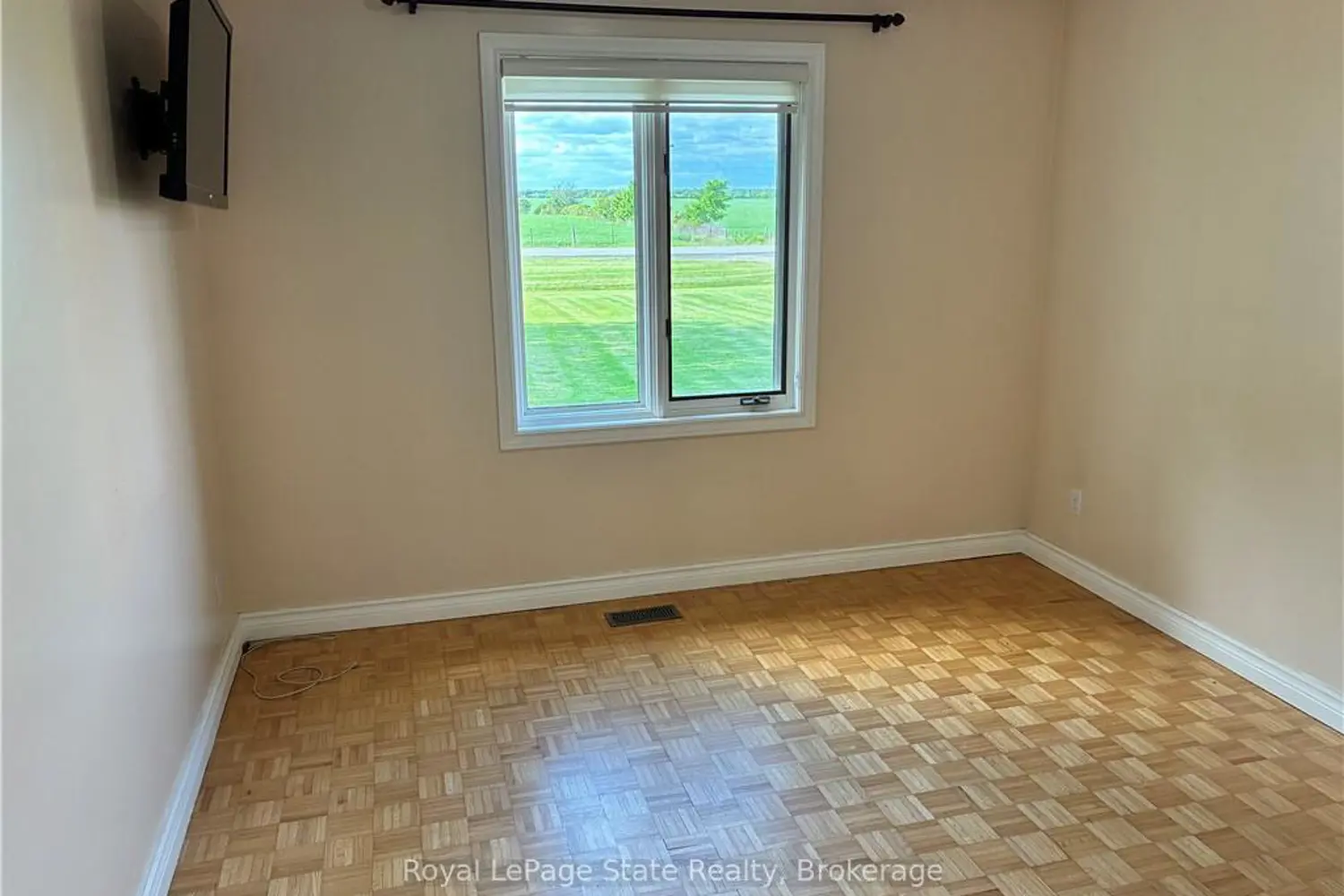 Additional image 13 of 3088 Haldimand 9 Road