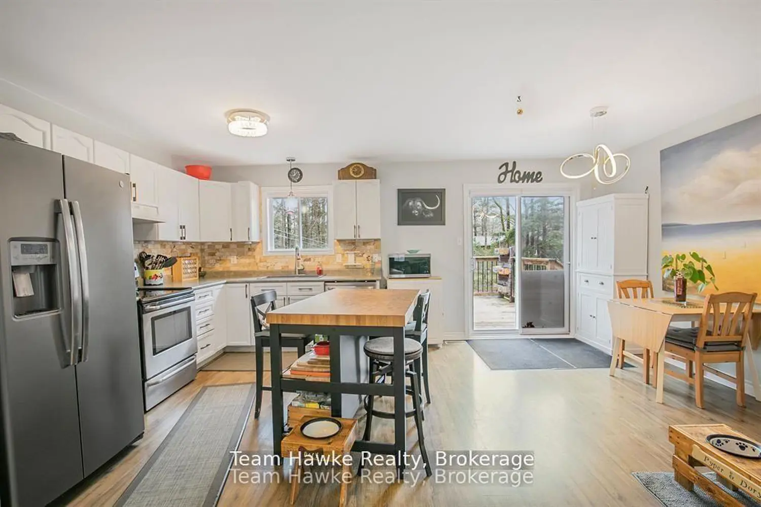 Additional image 2 of 22 Laurier Boulevard