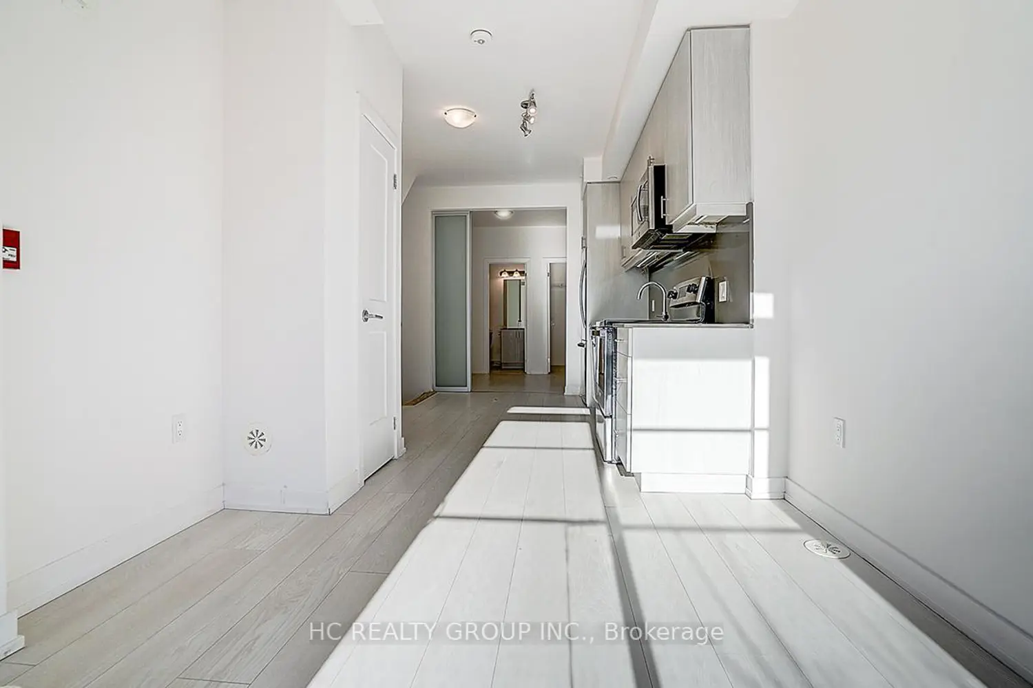 Additional image 5 of 57 Finch Avenue 31