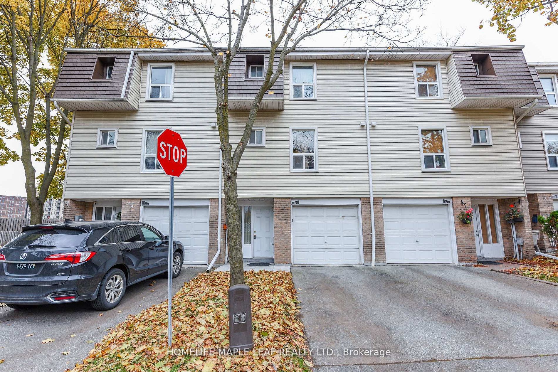 85 Enmount Drive, Brampton, ON, L6T 4C9
