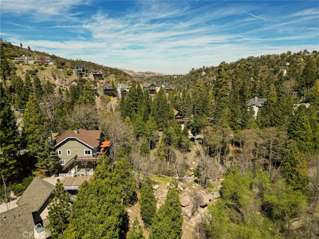 Additional image 103 of 813 Brentwood Dr, Lake Arrowhead, CA 92352