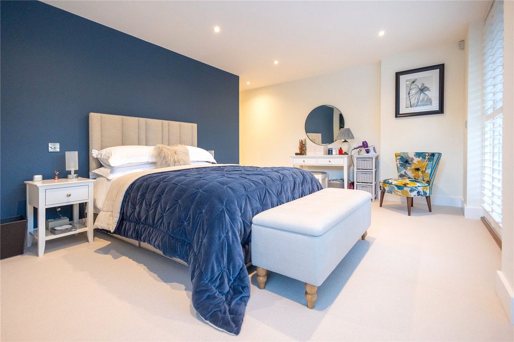 Additional image 15 of 3 bed flat for saleCrosstrees, Lilliput Road, Poole, Dorset BH14