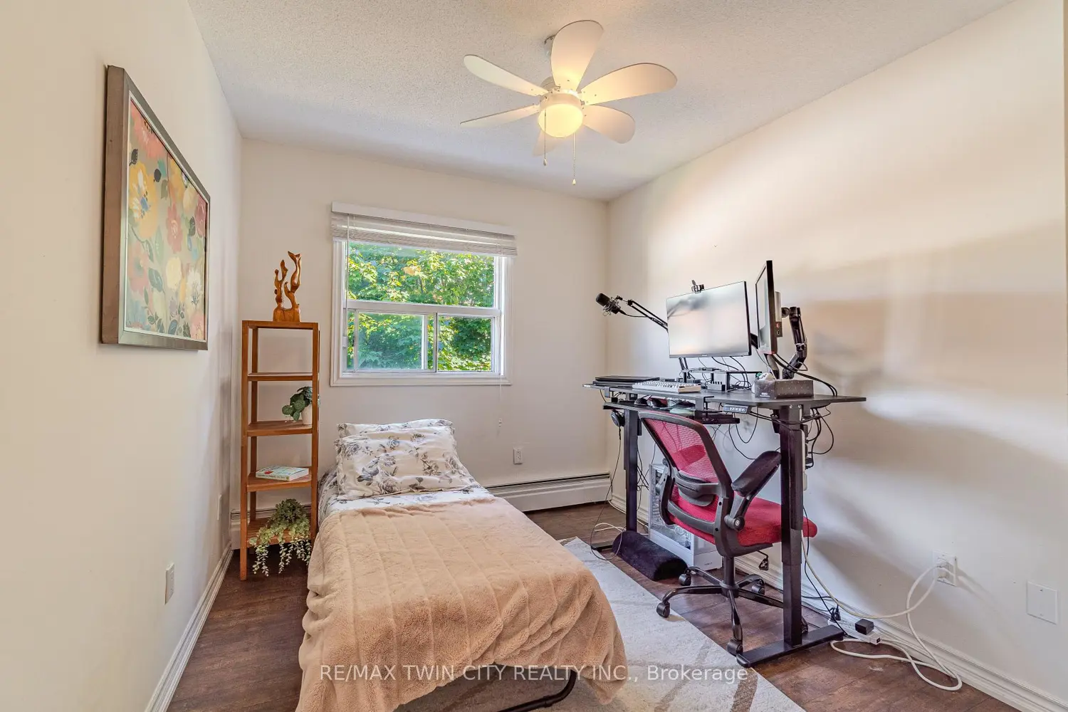 Additional image 8 of 648 Grey Street 305