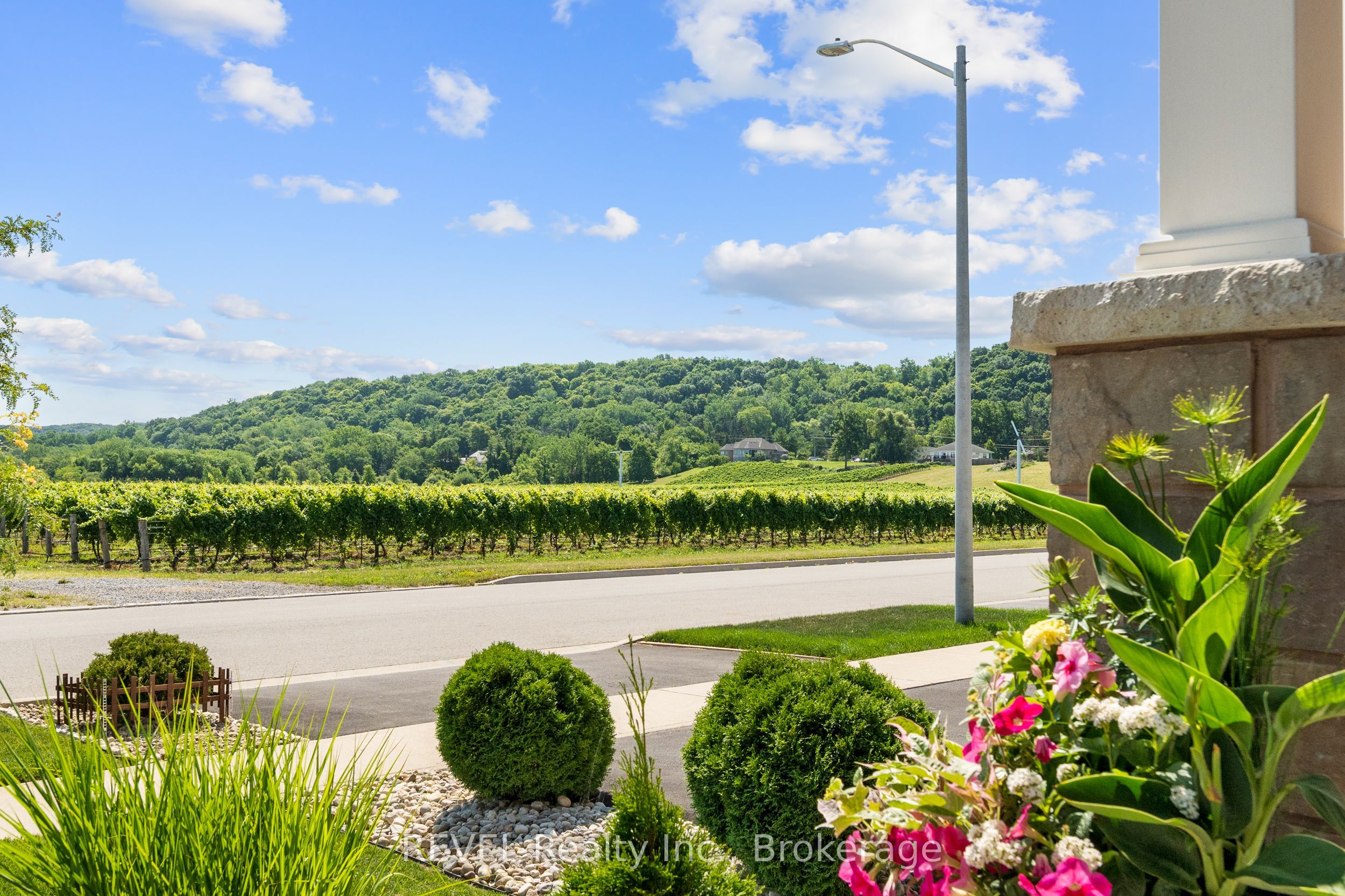 Additional image 3 of 316 Concession 3 Road, Niagara-on-the-lake, ON, L0S 1J1