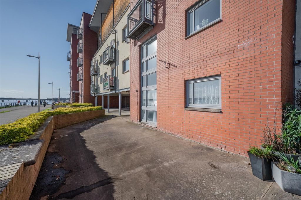 Additional image 14 of 2 bed flat for saleMarine Parade, Dundee DD1