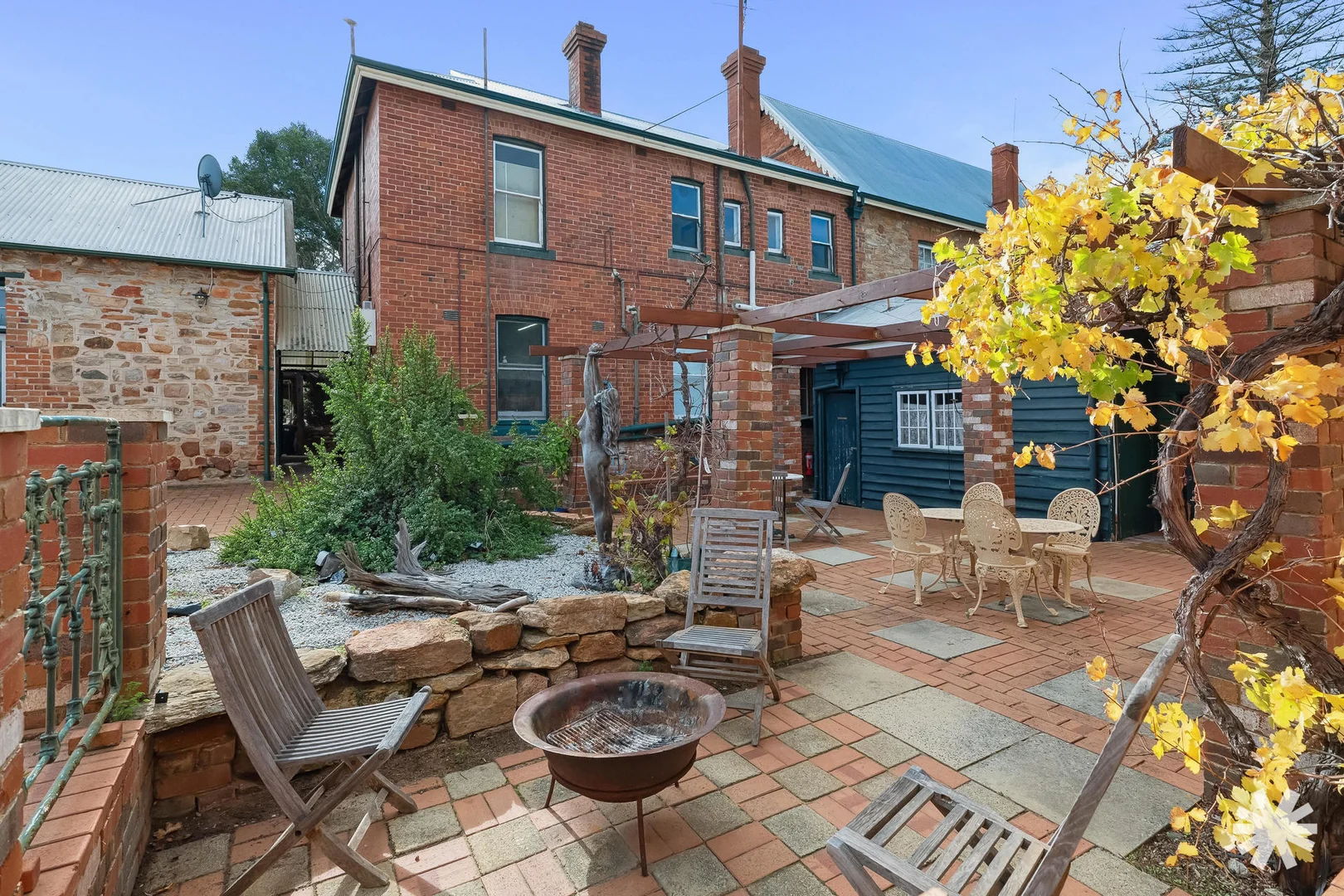 Additional image 42 of 24 Grey Street, York WA 6302