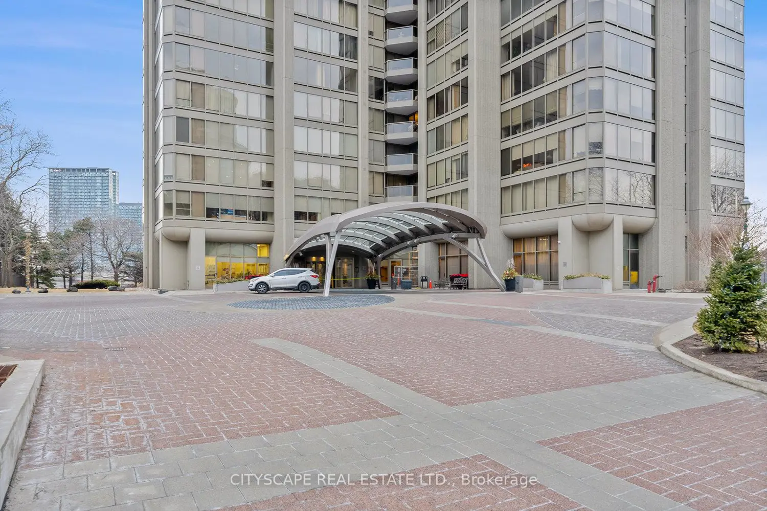 Additional image 19 of 2045 Lake Shore Boulevard 202