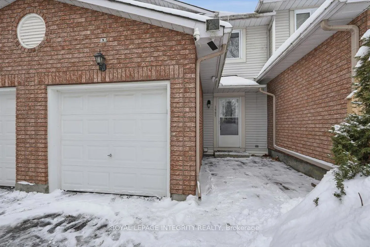 Additional image 2 of 1985 Woods Street