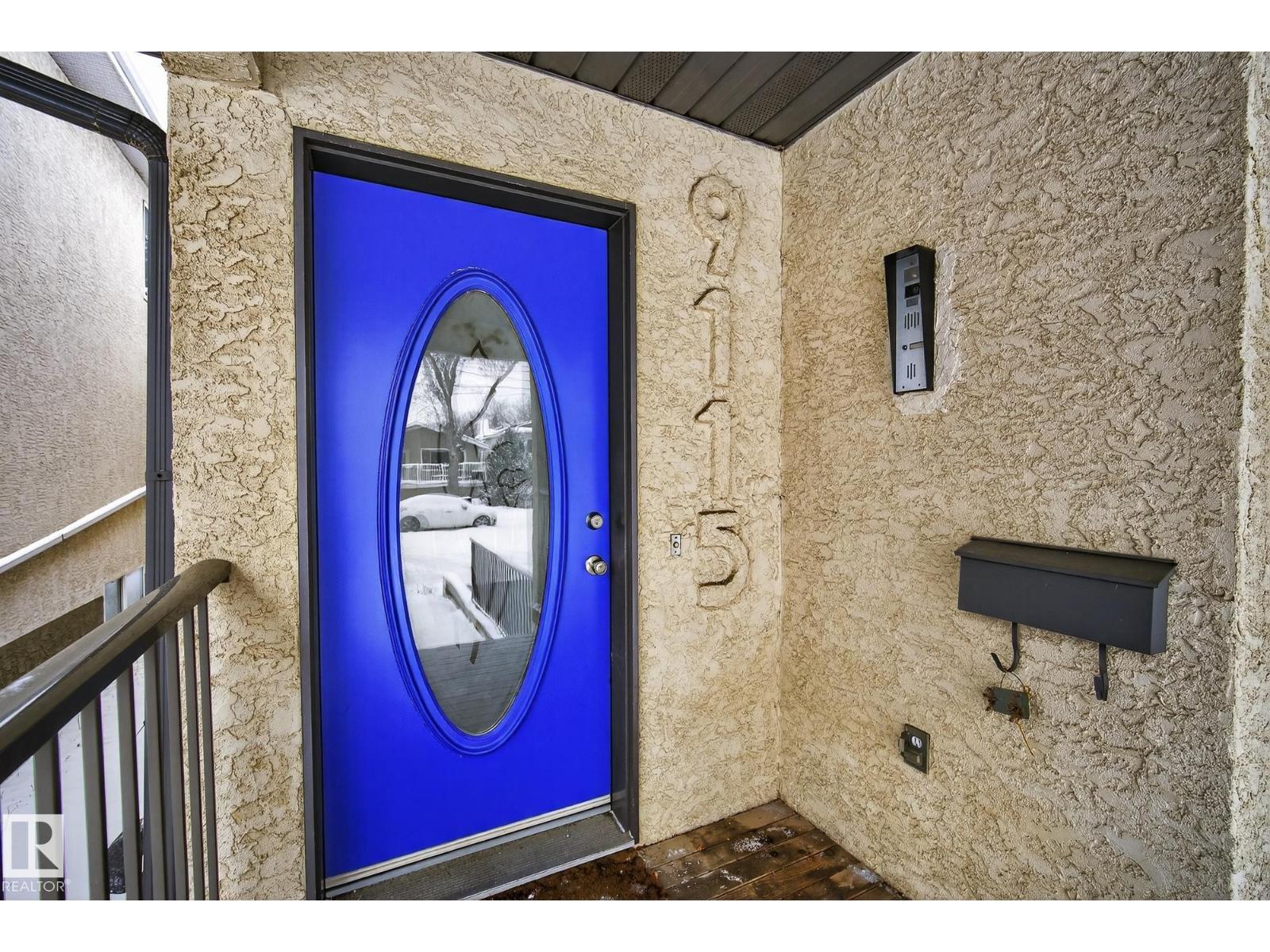 Additional image 3 of 9115 77 Avenue NW, Edmonton, AB, T6C0M1