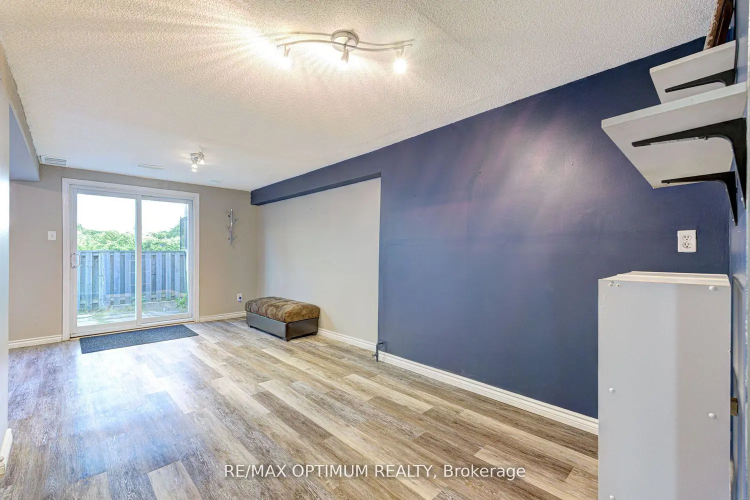 Additional image 16 of 2050 Upper Middle Road 81