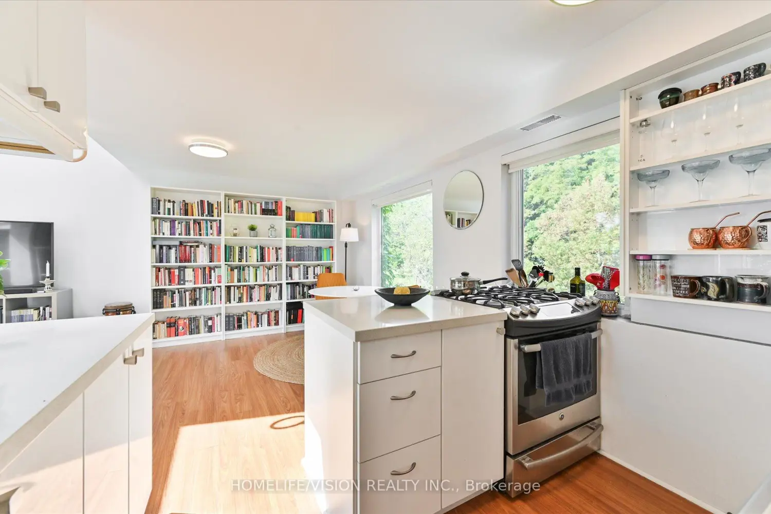 Additional image 8 of 400 Summerhill Avenue