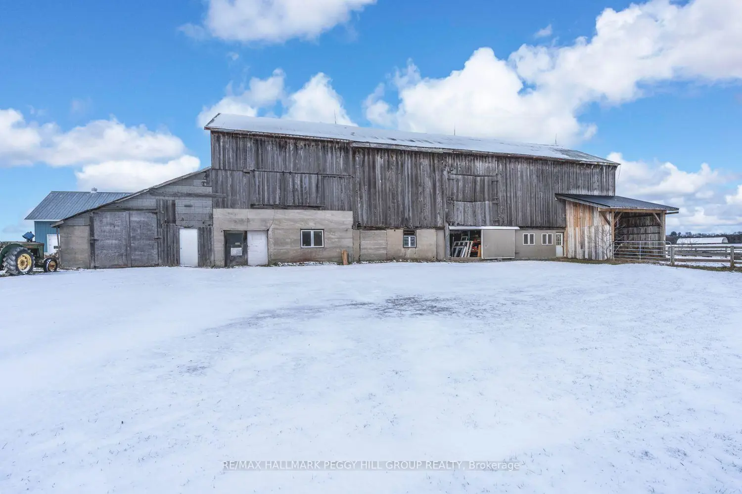 Additional image 3 of 8464 6Th Line