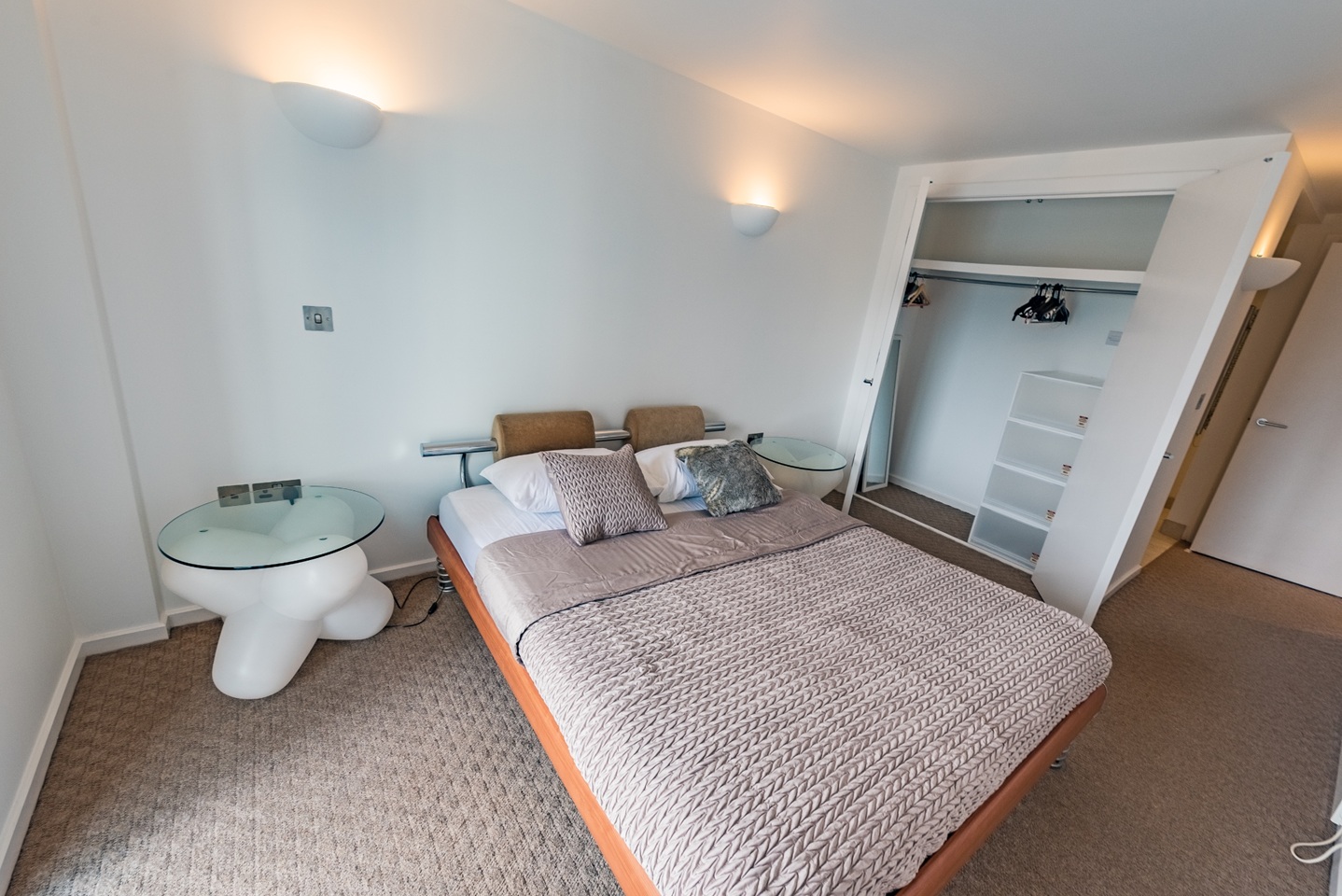 Additional image 12 of 2 Bed Flat, Riverside Way, LS1, N1 7GU