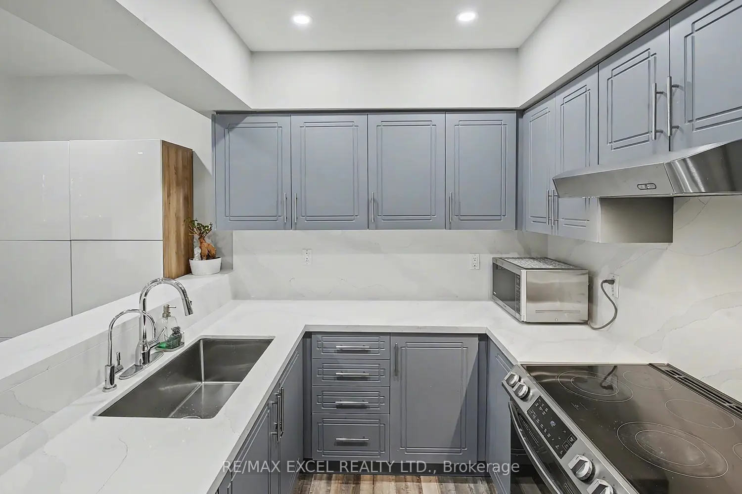 Additional image 5 of 60 Barondale Drive 297