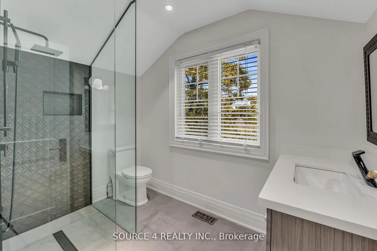 Additional image 15 of 1409 Tansley Drive