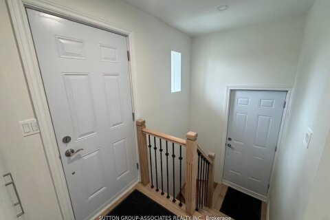 Additional image 8 of 121 Yardley Avenue, Toronto, ON, M4B 2B3