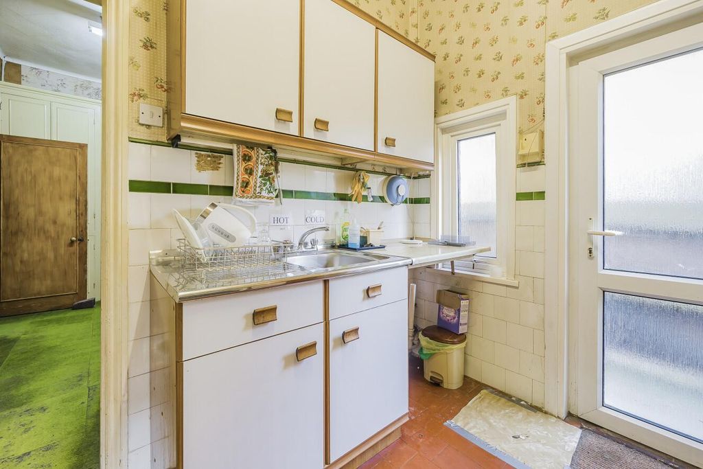 Additional image 7 of 6 bed semi-detached house for saleLennard Road, Penge, London SE20