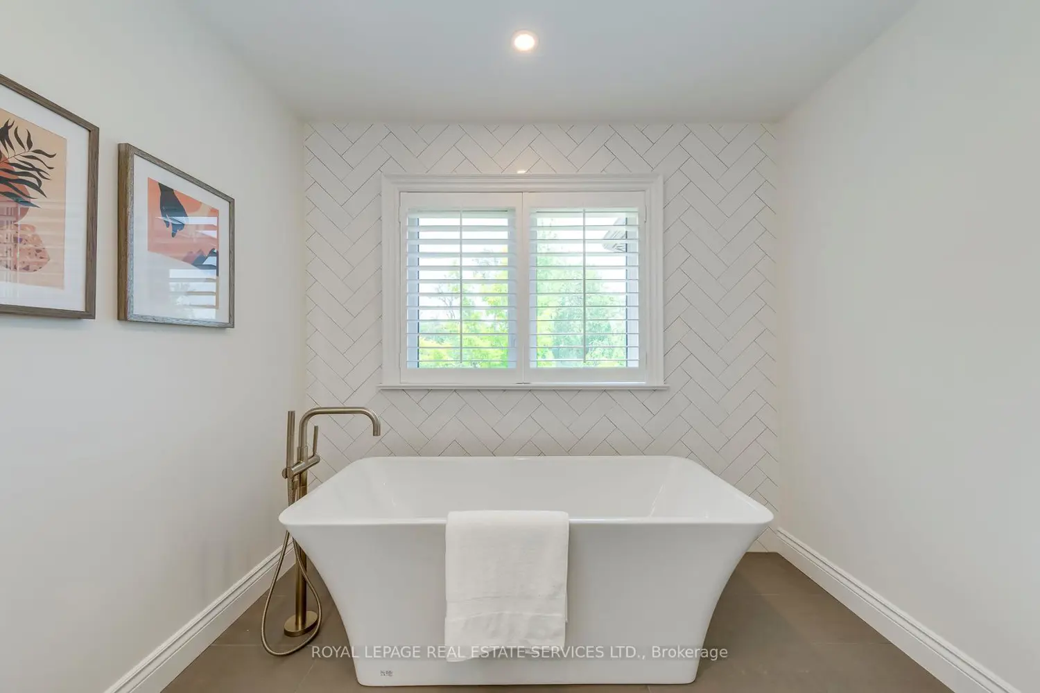 Additional image 13 of 1387 Bayshire Drive