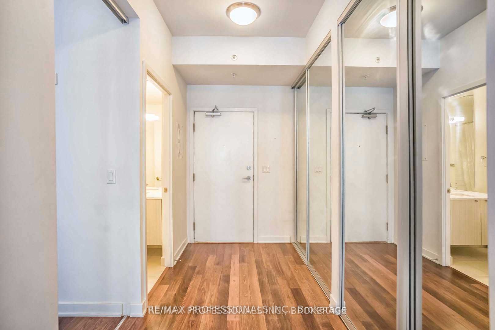 Additional image 5 of 611-32 Camden Street, Toronto, ON, M5V 1V1