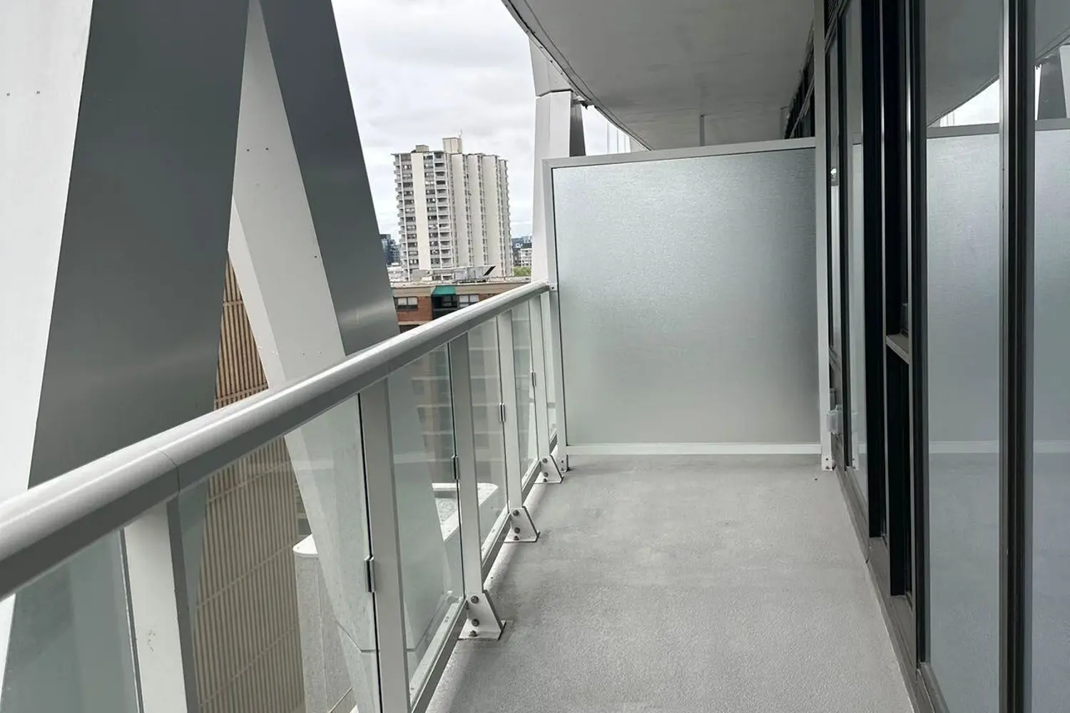 Additional image 18 of 230 Simcoe Street 926